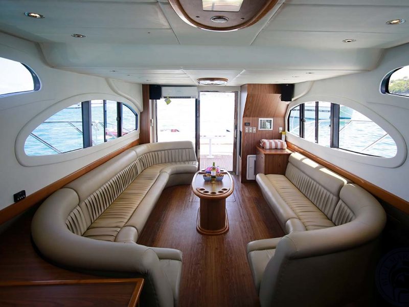 yacht-in-bali-800x600 yacht-in-bali-800x600