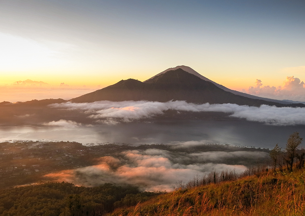 Mountain Climbing - Total Bali Activities
