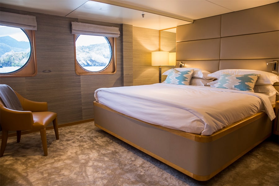 Design-Suite-with-Windows-Bridge-Deck-1 Design-Suite-with-Windows-Bridge-Deck-1